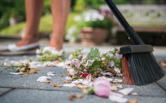Nouveaux balais de jardin Solid Fiskars