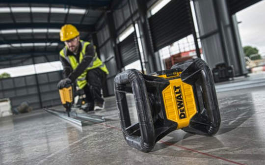 Test et avis de la nouvelle gamme de lasers rotatifs DCE074 et DCE079 DEWALT