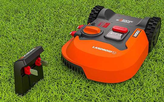 Test complet et avis du robot tondeuse Worx Landroird M WR142E