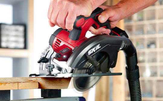 Travaillez le bois simplement avec les outils sans-fil Energy Platform SKIL