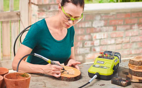 Mini outil multifonctions R18RT-0 Ryobi sans fil One+