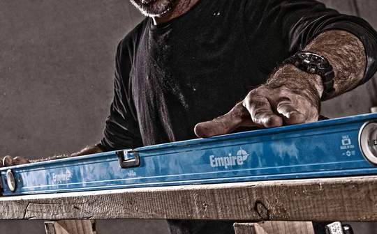niveau tubulaire E875 TRUEBLUE Empire