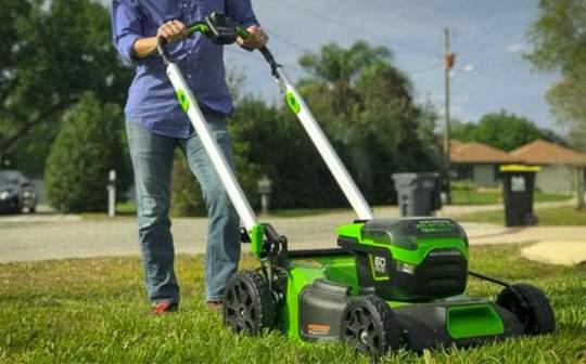 tondeuse sans fil brushless greenworks 60V