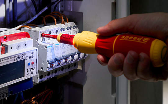tournevis à assistance électrique SpeedE II Wiha