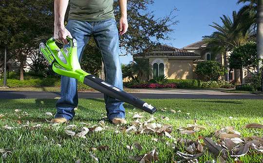 Aspirateur souffleur broyeur sur batterie GREENWORKS Gd40bvk4