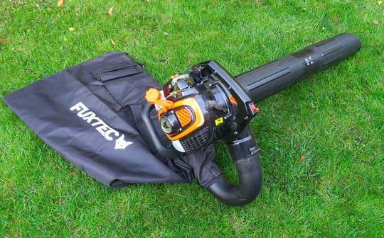 aspirateur souffleur broyeur thermique 3 en 1 FUXTEC FX-LBS126P avis