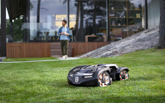 Automower 435XAWD 4 roues motrices Husqvarna