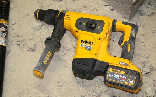 Marteau perforateur SDS MAX DCH481 54 V XR FLEXVOLT
