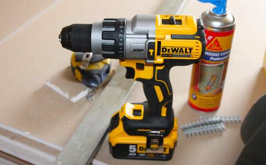 Perceuse-visseuse à percussion DCD996 XRP DEWALT