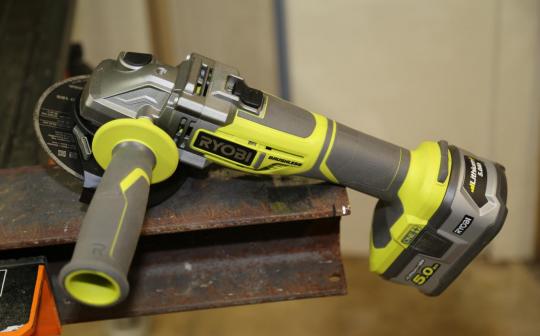 Meuleuse Ryobi R18AG7 Brushless sans fil ONE+