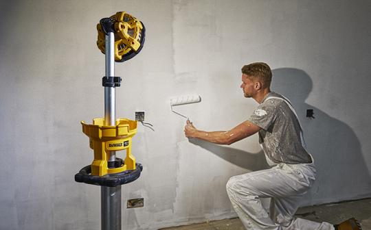 Test et avis du nouveau projecteur LED DCL079 DEWALT