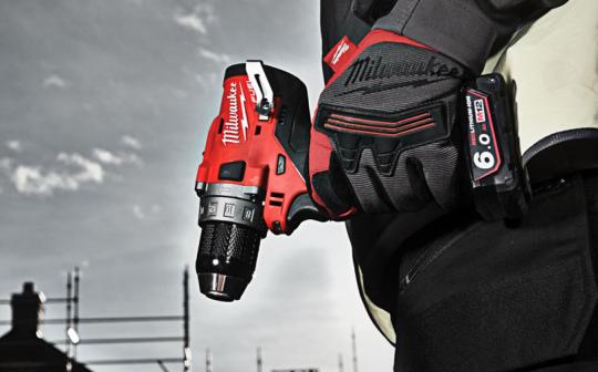 Test et avis perceuse à percussion Milwaukee M12 FPD