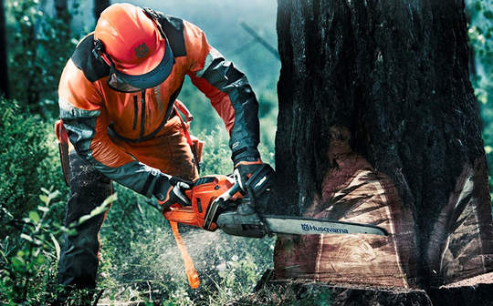  nouveaux équipements et vêtements dédiés à la forêt Husqvarna