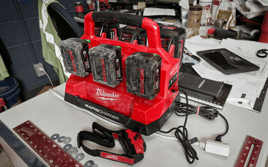 chargeur M18 PC6 Milwaukee