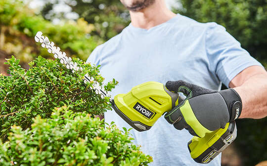 cisaille / sculpteur de végétaux sans fil 18 V One+ RY18GSA Ryobi