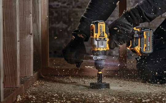 perceuse visseuse à percussion sans fil Flexvolt Advantage DCD999 DEWALT 