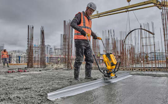 règle vibrante sans fil POWERSHIFT DCPS330N-XJ Dewalt