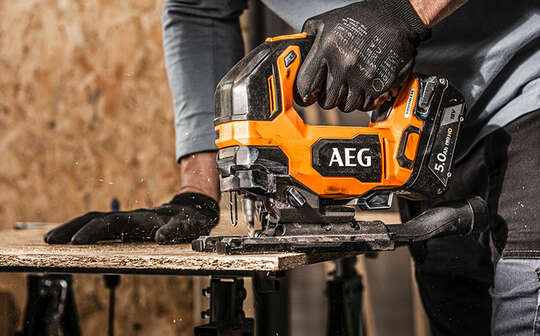 5 nouveaux outils compacts et performants qui viennent compléter la gamme PRO18V AEG