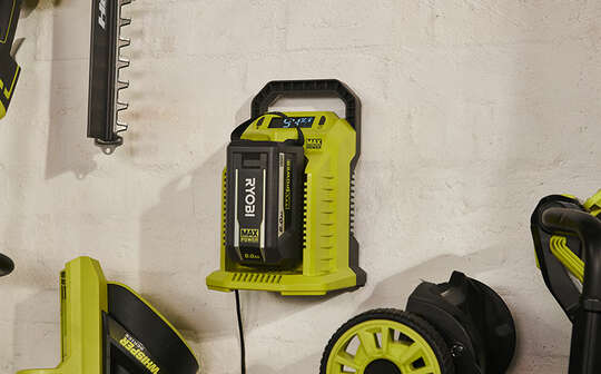 super chargeur 36 V MAX POWER RY36C10A Ryobi