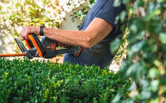 taille-haie sans-fil FX-E1HS20 FUXTEC