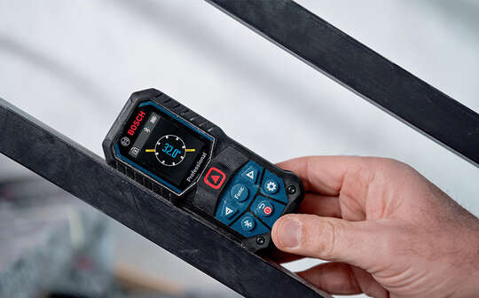 télémètres laser GLM 50-27 C et GLM 50-27 CG Bosch