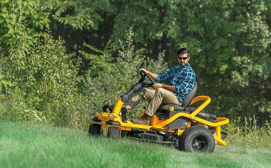 tondeuses autoportées XZ6 Cub Cadet