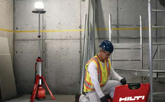 tour d’éclairage sans fil SL 10-22 HILTI