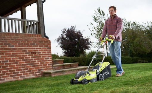 Tondeuse hybride RLM18C34H25 RYOBI