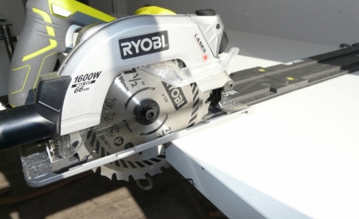 Scie circulaire Ryobi RWS1600K