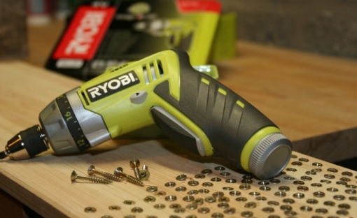 perceuse-visseuse RYOBI CSD42L 4V