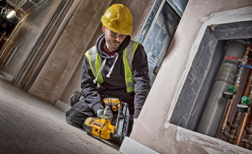 Cloueur de finitions DeWALT DCN660D2