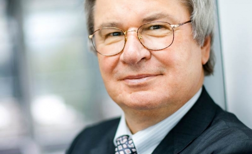 Professeur Klaus Fischer