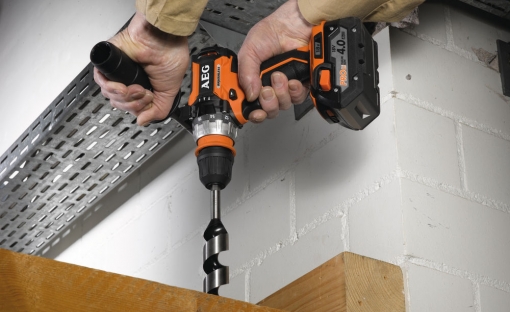 Perceuse à percussion brushless BSB18CBL Li © AEG Powertools