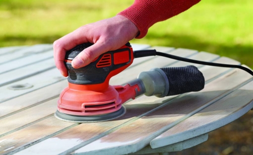 Ponceuse excentrique BLACK+DECKER KA199