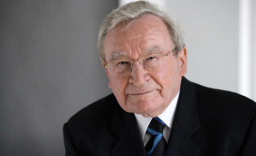 Portrait du Professeur Artur Fischer
