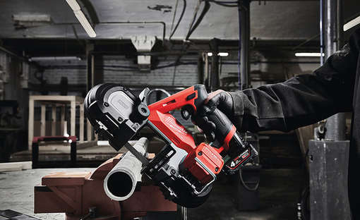scie à ruban compacte sans fil M12 FBS64 Milwaukee