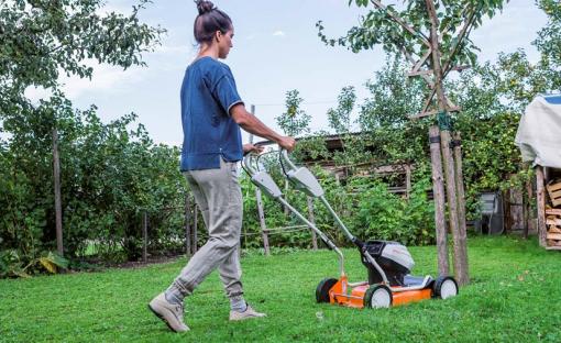 Tondeuse sur batterie mulching STIHL RMA 2 RT