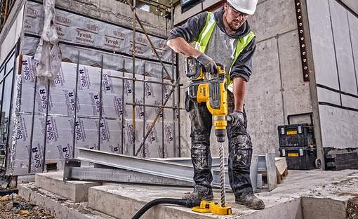 DEWALT dévoile son perforateur SDS-MAX XR FLEXVOLT 54 V DCH733X2