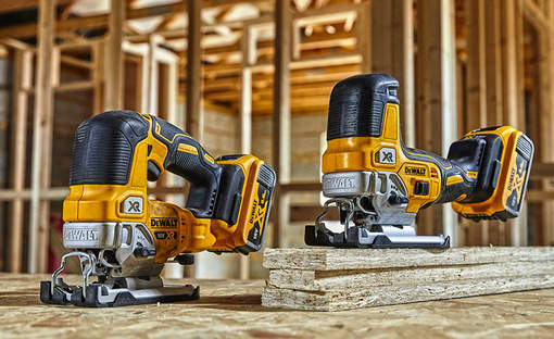 DEWALT dévoile ses nouvelles scies sauteuses sur batterie 18 V DCS334P2 et DCS335P2