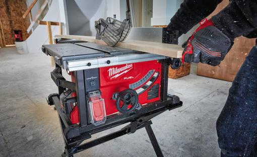 M18 FUEL FTS210 ONE-KEY : la nouvelle scie sur table sans fil connectée de Milwaukee