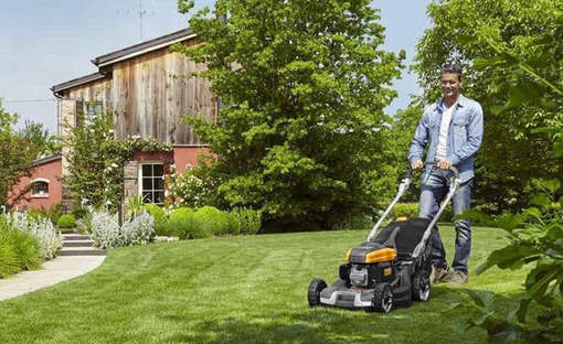 Gamme de tondeuses à gazon thermiques TWINCLIP STIGA pour un jardin parfait