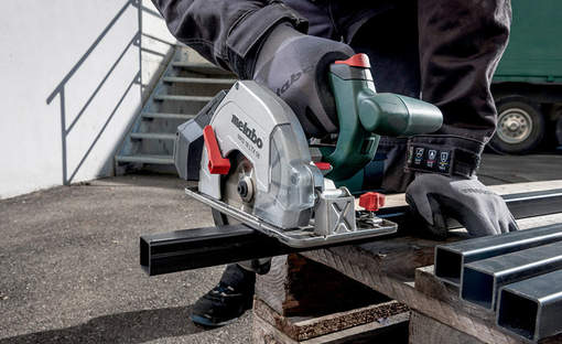 Nouvelle scie circulaire à métaux sans fil MKS 18 LTX 58 Metabo