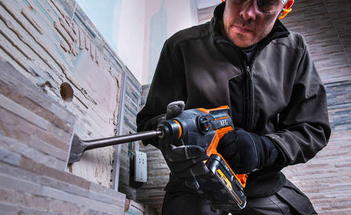 Test et avis du marteau perforateur compact BBH18C AEG Powertools 
