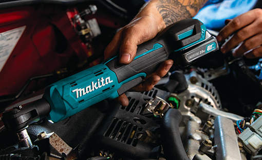 Makita présente sa nouvelle clé à cliquet sur batterie WR100DZ