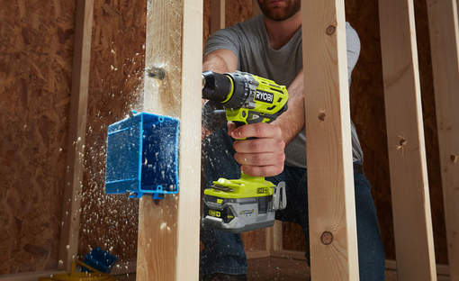 Test et avis de la perceuse-visseuse à percussion sans-fil R18PD7 RYOBI