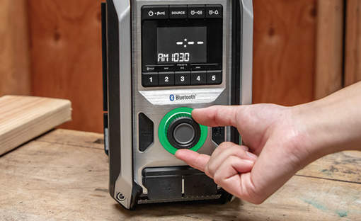 XRM09B : la nouvelle radio sans-fil bluetooth Makita