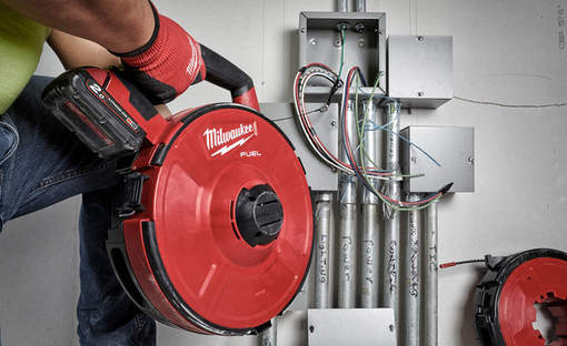 Milwaukee présente le premier tir fil professionnel M18 FPFT