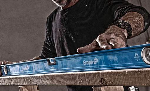 niveau tubulaire E875 TRUEBLUE Empire