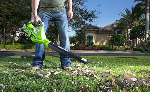 Aspirateur souffleur broyeur sur batterie GREENWORKS Gd40bvk4