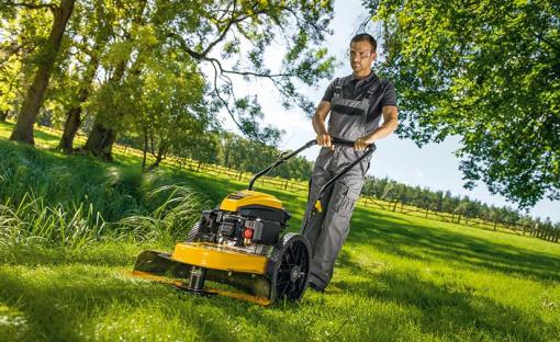 Débroussailleuse à roues Cub Cadet LC3 DP56 